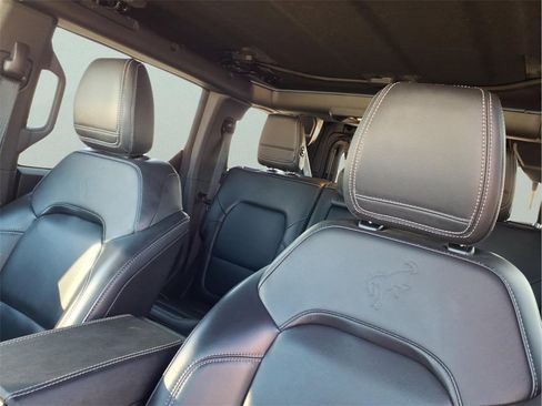 Used 2025 Ford Bronco Outer Banks image 14
