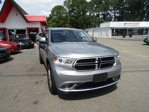 Used 2018 Dodge Durango SXT w/ Quick Order Package 2BB AWD/4WD image 1