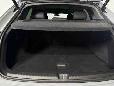 Used 2022 Audi Q4 e-tron Prestige AWD/4WD image 25