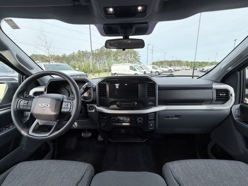 Used 2023 Ford F150 XLT AWD/4WD image 11