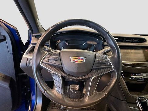 Used 2023 Cadillac XT5 Sportv w/ LPO, Floor Liner Package image 10