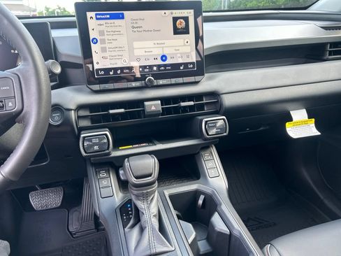 New 2026 Toyota RAV4 AWD image 17