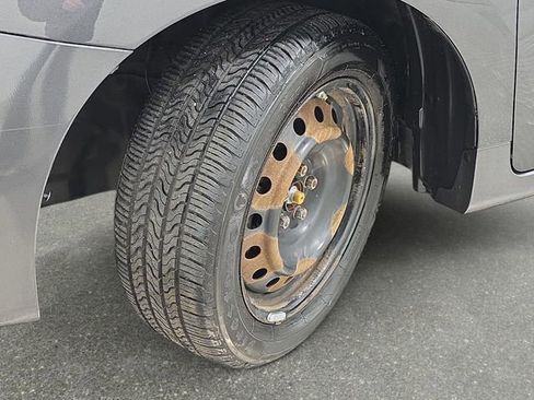 Used 2009 Toyota Matrix Base image 26