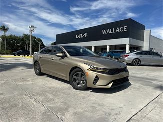 Used 2021 Kia K5 LXS video 1