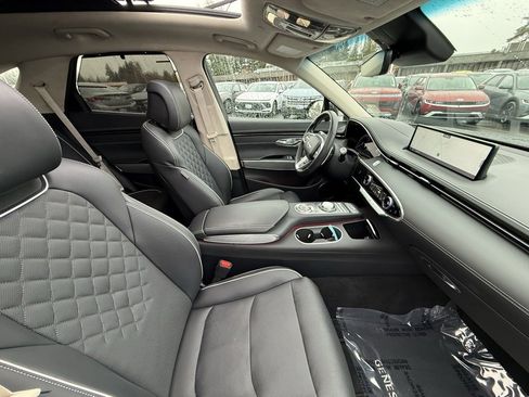 Used 2025 Genesis Electrified GV70 Advanced w/ Prestige Package image 21