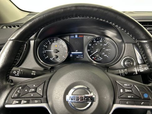 Used 2022 Nissan Rogue Sport SL image 13