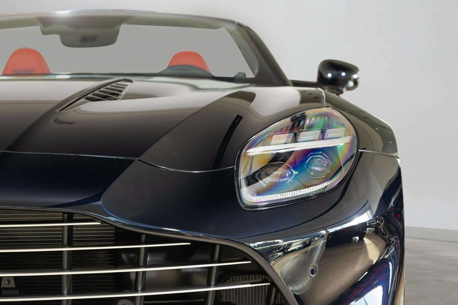 New 2026 Aston Martin Vanquish Convertible RWD image 49