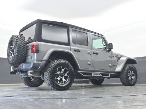 Used 2021 Jeep Wrangler Unlimited Rubicon w/ LED Lighting Group AWD/4WD image 30