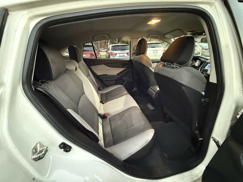 Used 2020 Subaru Crosstrek 2.0i image 12