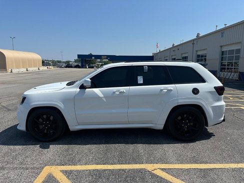 Used 2018 Jeep Grand Cherokee Trackhawk AWD/4WD image 6