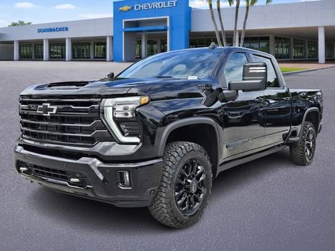 New 2026 Chevrolet Silverado 2500 High Country w/ High Country Premium Package AWD/4WD image 3