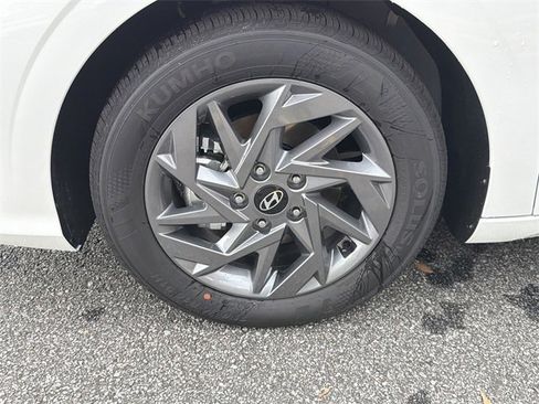 New 2026 Hyundai Elantra Blue image 11