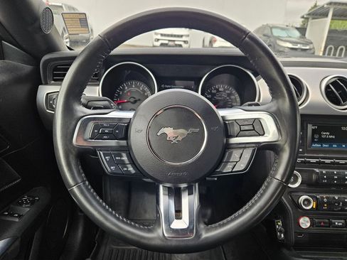 Used 2018 Ford Mustang GT RWD image 20