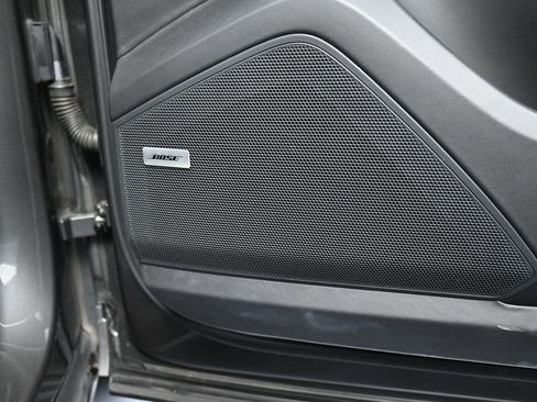 Certified 2021 Porsche Cayenne Turbo image 31