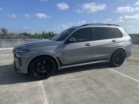 Used 2024 BMW X7 xDrive40i w/ Executive Package AWD/4WD image 39