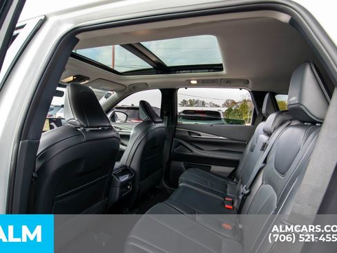 Used 2023 INFINITI QX60 Luxe w/ Cargo Package AWD/4WD image 11