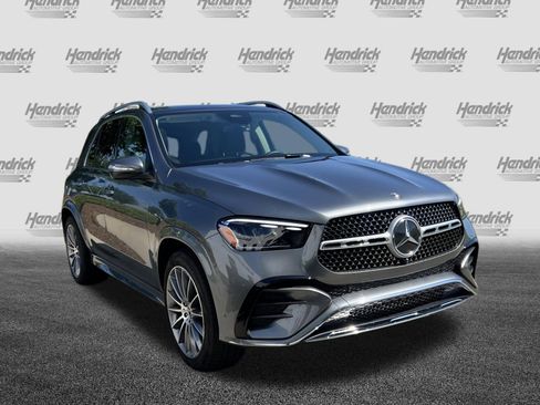Used 2025 Mercedes-Benz GLE 350 4MATIC image 2