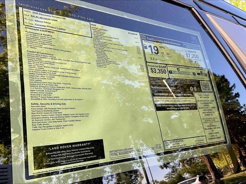 New 2025 Land Rover Discovery Dynamic SE image 37