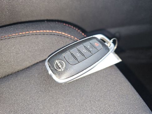 Used 2025 Nissan Sentra SR image 17