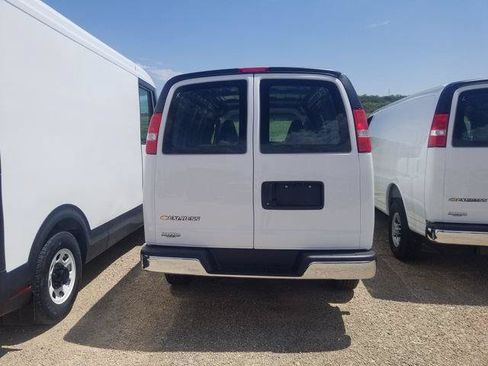 New 2026 Chevrolet Express 2500 w/ Driver Convenience Package RWD image 4