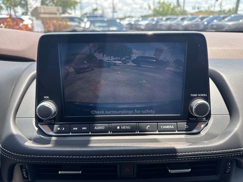 Certified 2023 Nissan Rogue SV AWD/4WD image 19