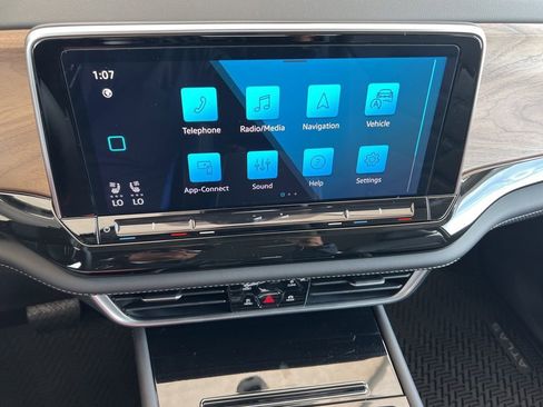 New 2026 Volkswagen Atlas SE image 20