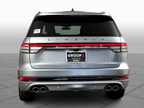 Used 2024 Lincoln Aviator Black Label w/ Jet Package image 4