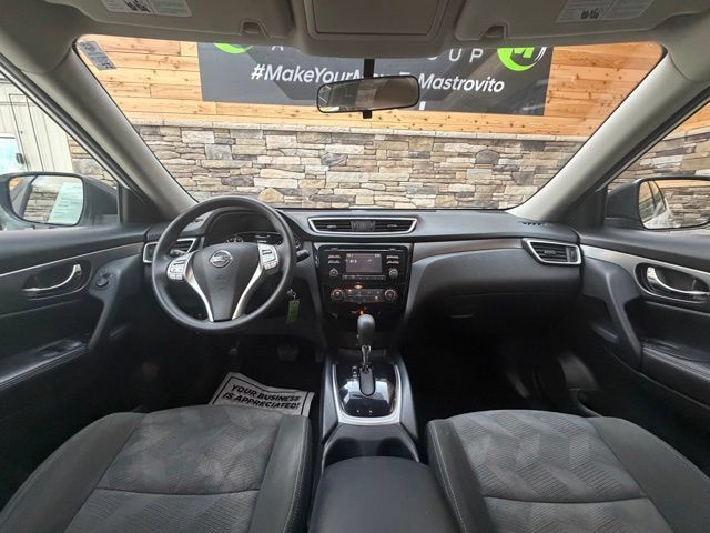 Used 2016 Nissan Rogue S AWD/4WD image 18