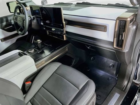 Used 2024 GMC Hummer EV 3X w/ Extreme Off-Road Package AWD/4WD image 30
