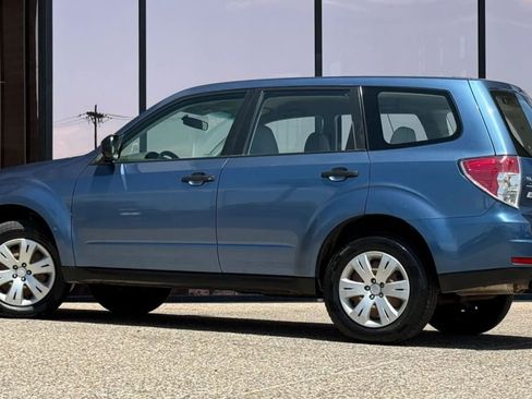 Used 2010 Subaru Forester 2.5X AWD/4WD image 6