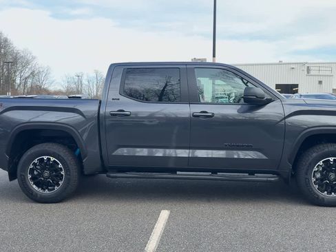 New 2026 Toyota Tundra SR5 AWD/4WD image 9
