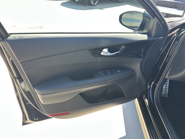 Certified 2024 Kia Forte GT-Line w/ GT-Line Premium Package FWD image 4