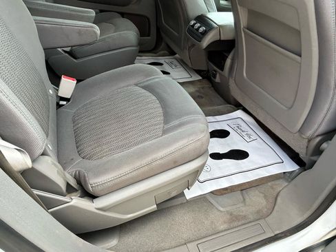Used 2016 Chevrolet Traverse LT AWD/4WD image 11