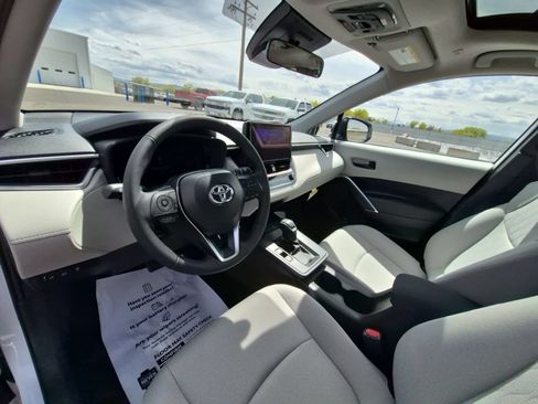 New 2026 Toyota Corolla Cross LE FWD image 15