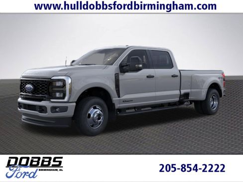 New 2026 Ford F350 4x4 Crew Cab DRW Super Duty image 1