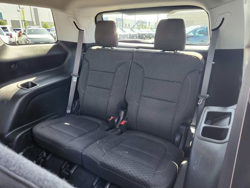 Used 2018 GMC Acadia SLE FWD image 11