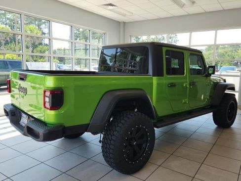 New 2025 Jeep Gladiator Sport AWD/4WD image 42