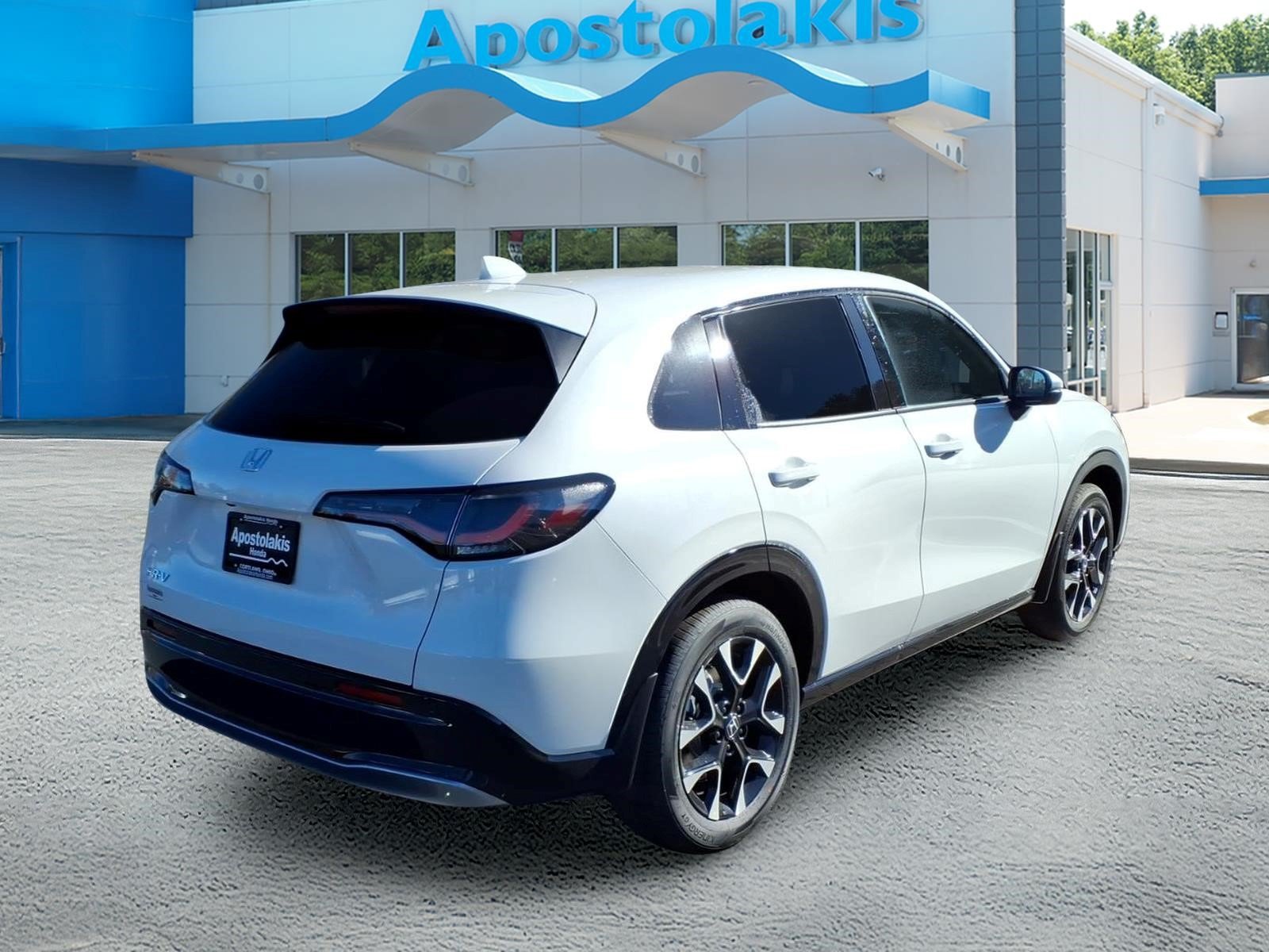 New 2027 Honda HR-V EX-L image 3