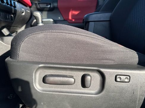 Used 2023 Toyota Tacoma SR5 image 14