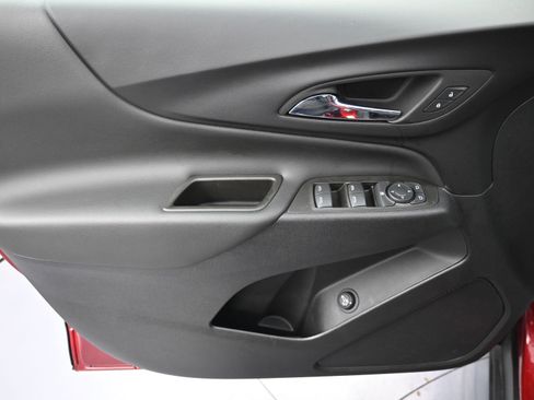 Used 2023 Chevrolet Equinox LT image 24