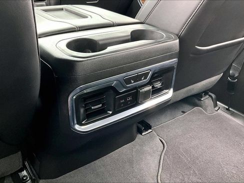 Used 2021 Chevrolet Silverado 1500 High Country w/ Technology Package AWD/4WD image 34