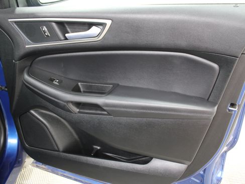 Used 2024 Ford Edge SEL AWD/4WD image 25