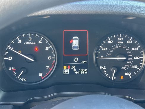 Used 2024 Subaru Impreza 2.0i AWD/4WD image 18