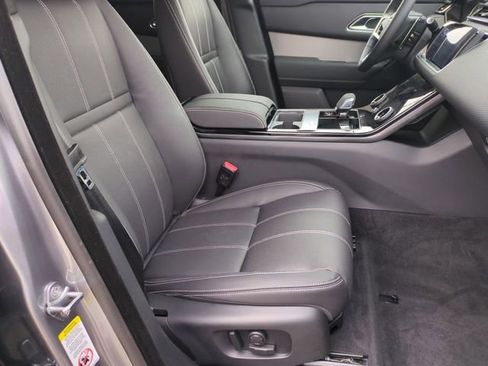 Used 2023 Land Rover Range Rover Velar R-Dynamic S image 18