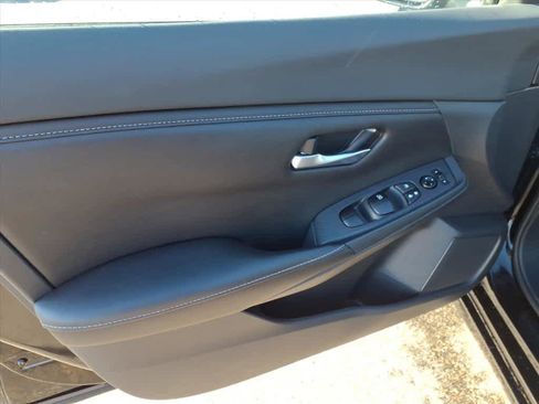 Certified 2022 Nissan Sentra SV w/ All-Weather Package image 10