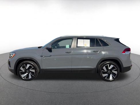 Used 2026 Volkswagen Atlas Cross Sport SE AWD/4WD image 9