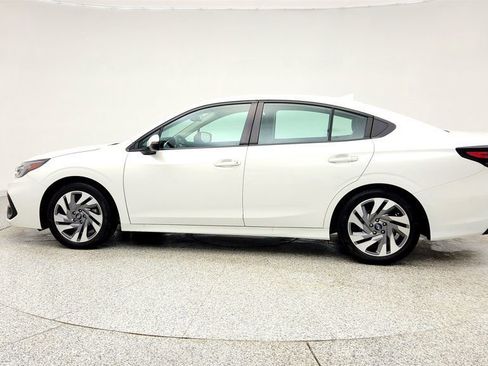 Used 2023 Subaru Legacy Limited image 8