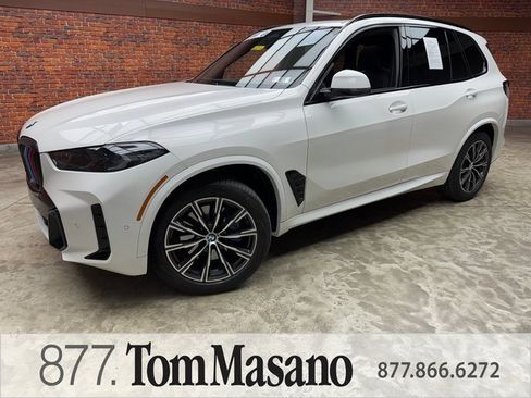 Certified 2025 BMW X5 xDrive40i w/ M Sport Package image 1
