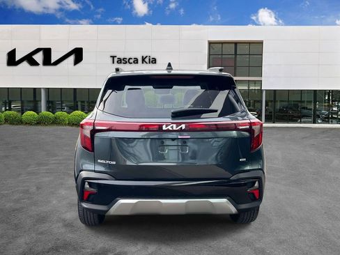 Used 2025 Kia Seltos EX w/ EX Sunroof Package image 5