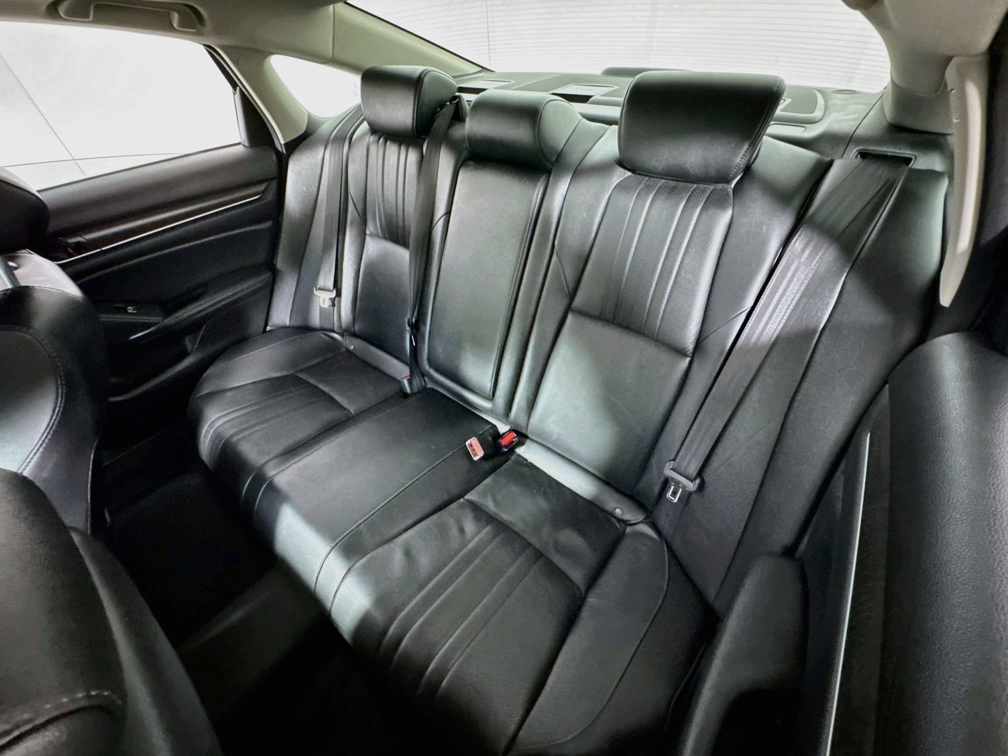 Used 2021 Honda Accord Touring image 24